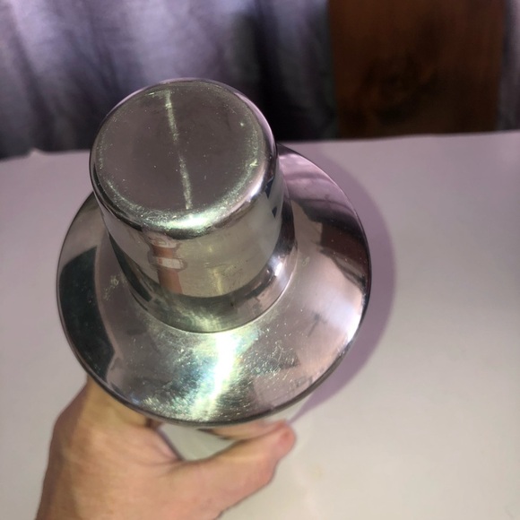 Stainless Steel Cocktail Shaker / bar accessories/ man cave/ lady cave- used - Picture 6 of 8